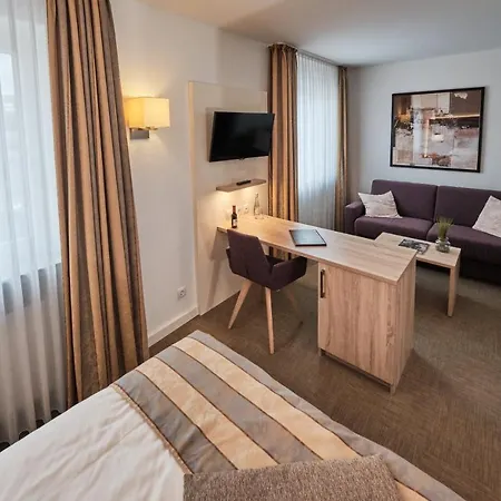 Hotel Zum Adler 3*